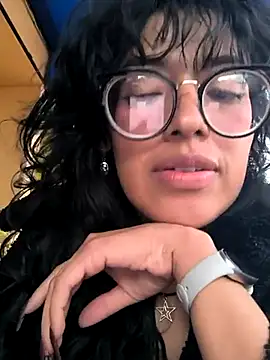 Snapshot of Fun_Everywhere chatting on 02/13/25, 07:42 Fun Everywhere online show from 02/13/25, 07:42