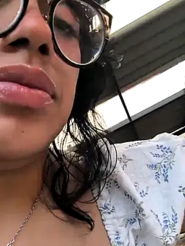 Snapshot of Fun_Everywhere chatting on 10/09/25, 05:11 Fun Everywhere online show from 10/09/25, 05:11