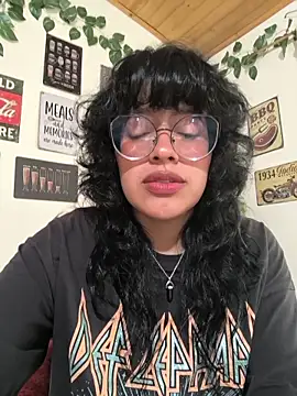 Snapshot of Fun_Everywhere chatting on 11/09/25, 06:06 Fun Everywhere online show from 11/09/25, 06:06