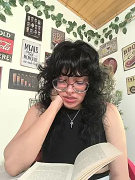 Snapshot of Fun_Everywhere chatting on 11/20/25, 05:34 Fun Everywhere online show from 11/20/25, 05:34