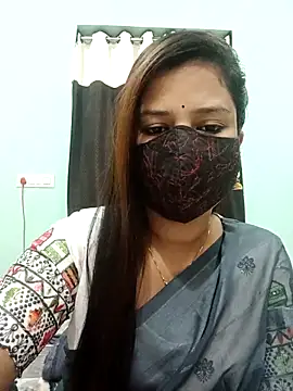 Snapshot of payal_sharma1 chatting on 02/16/25, 12:10 payal sharma1 online show from 02/16/25, 12:10