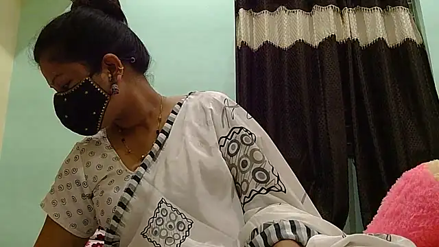 payal sharma1 online show from 05/13/26, 01:08