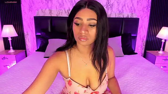 Snapshot of SpicyAmelia chatting on 11/25/25, 12:38 SpicyAmelia online show from 11/25/25, 12:38