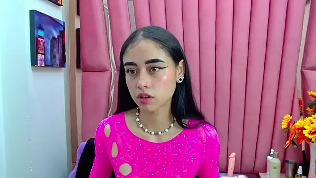 Snapshot of AnnySweett_ chatting on 02/18/25, 01:33 AnnySweett online show from 02/18/25, 01:33