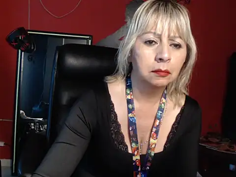 KLOE PIELL online show from 03/04/26, 08:59