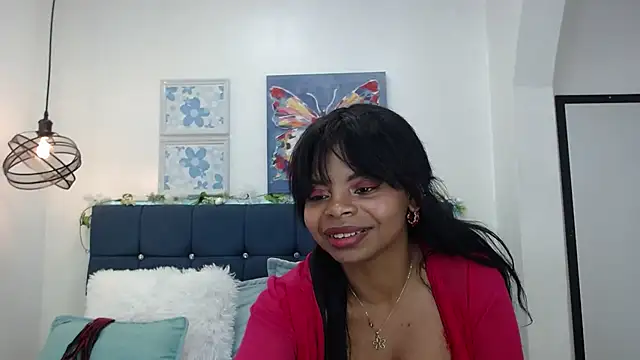 Snapshot of Lizeth_rey1 chatting on 03/18/25, 06:48 Lizeth rey1 online show from 03/18/25, 06:48