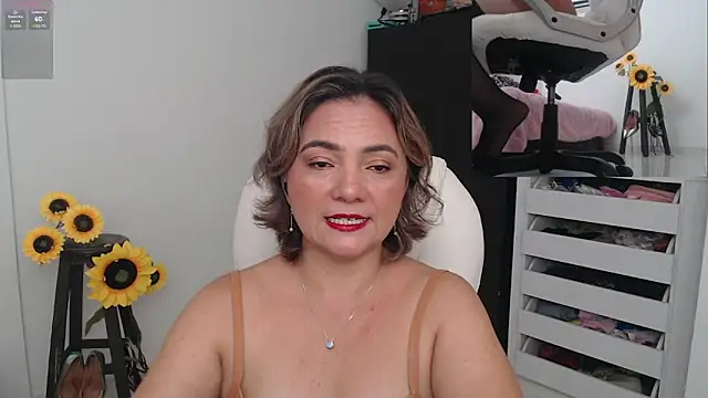 Snapshot of Ghada_milf chatting on 12/06/24, 09:13 Ghada milf online show from 12/06/24, 09:13