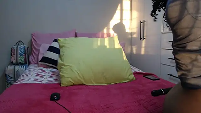 Snapshot of Amberbela chatting on 04/03/26, 04:21 Amberbela online show from 04/03/26, 04:21