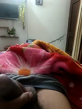 arshvir133 online show from 10/20/25, 07:47