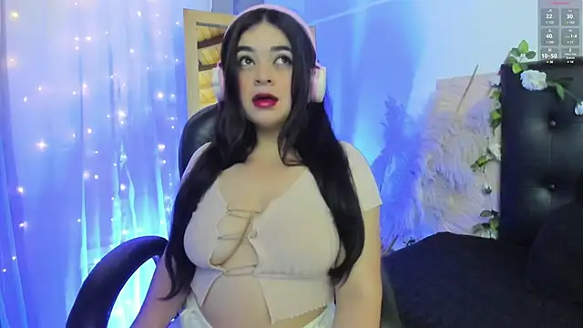 Snapshot of Scarlett_1007 chatting on 03/07/25, 10:56 Scarlett 1007 online show from 03/07/25, 10:56