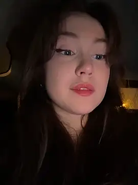 Peachy Dream online show from 11/23/25, 06:19