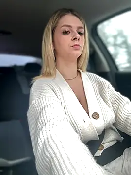 Love Bri online show from 12/03/25, 10:24