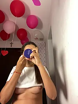 Penelope-Hot online show from 02/15/25, 09:37