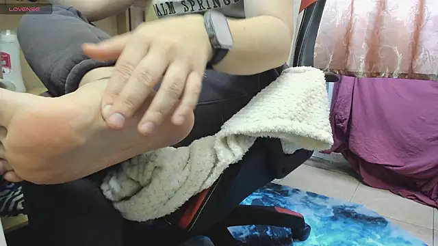 Snapshot of Queen_Sport chatting on 10/30/25, 07:32 Queen Sport online show from 10/30/25, 07:32