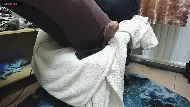 Snapshot of Queen_Sport chatting on 12/03/25, 05:22 Queen Sport online show from 12/03/25, 05:22