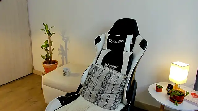 dafboy1 online show from 02/23/26, 04:15