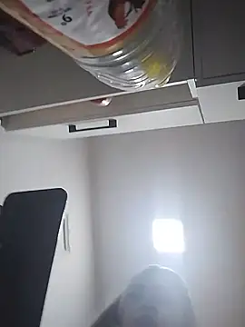 Snapshot of AdelinaJude chatting on 09/20/25, 07:37 AdelinaJude online show from 09/20/25, 07:37