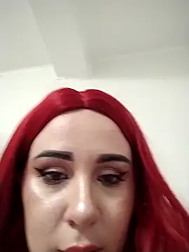 AdelinaJude online show from 04/18/26, 07:29