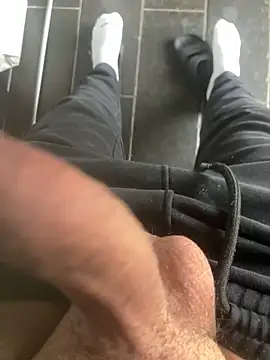 tomlolala online show from 04/06/26, 07:42