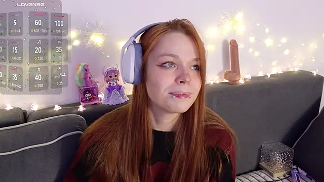 Snapshot of ValBae chatting on 01/09/26, 09:49 ValBae online show from 01/09/26, 09:49