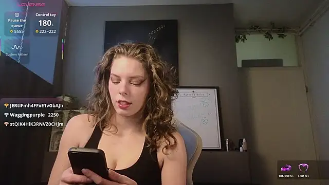 AyreenMoore online show from 03/18/26, 03:04