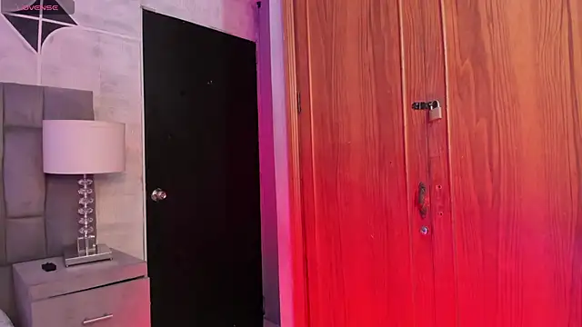 ailynBlaze online show from 12/01/25, 10:59