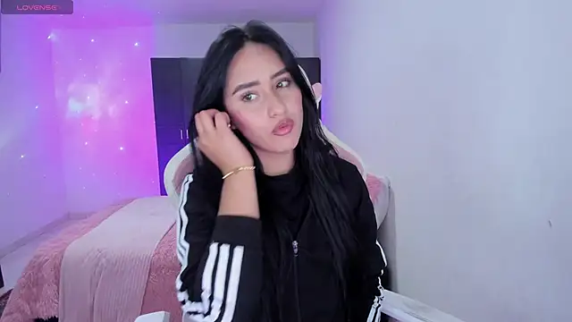 Tinylottie online show from 04/10/26, 01:11