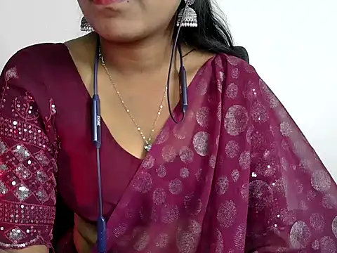 shila20 online show from 02/02/25, 12:30