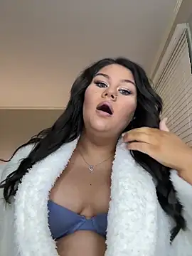 Snapshot of gracee2024 chatting on 12/26/24, 03:38 gracee2024 online show from 12/26/24, 03:38