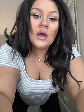 Snapshot of gracee2024 chatting on 12/31/24, 04:49 gracee2024 online show from 12/31/24, 04:49