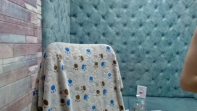 Snapshot of Samantha_Smiith chatting on 10/23/25, 04:01 Samantha Smiith online show from 10/23/25, 04:01