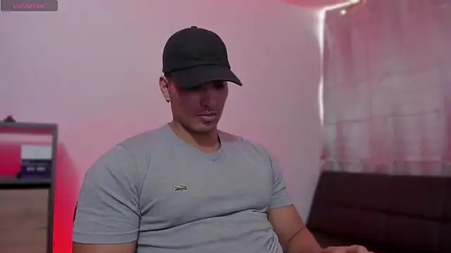 JamesGraay online show from 10/08/25, 07:11