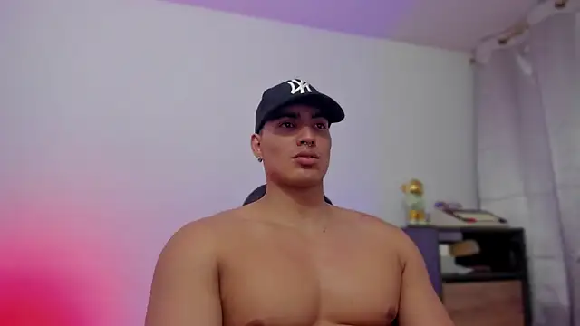 JamesGraay online show from 03/04/26, 02:06