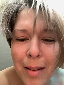 KatieBARBiE98 online show from 05/31/26, 06:31