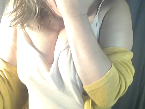 1BECHA1 online show from 09/15/25, 06:02