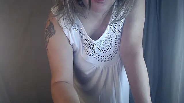 1BECHA1 online show from 10/01/25, 12:49