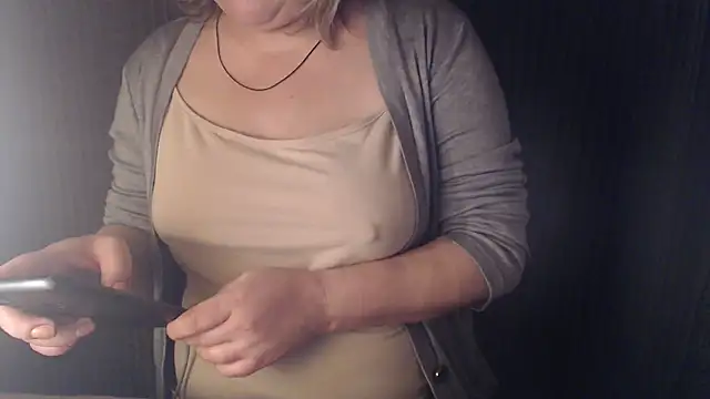 1BECHA1 online show from 11/29/25, 05:49