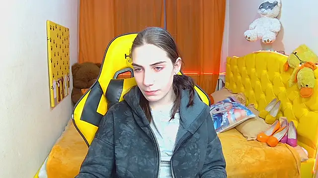 Snapshot of NikaStark_ chatting on 02/11/25, 01:41 NikaStark online show from 02/11/25, 01:41