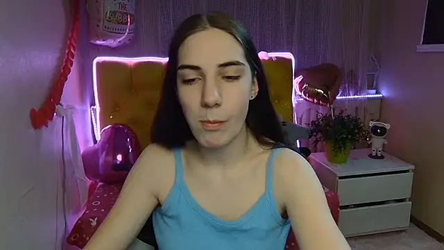 Snapshot of NikaStark_ chatting on 02/11/25, 10:28 NikaStark online show from 02/11/25, 10:28