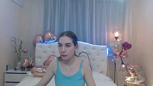 Snapshot of NikaStark_ chatting on 02/12/25, 07:35 NikaStark online show from 02/12/25, 07:35