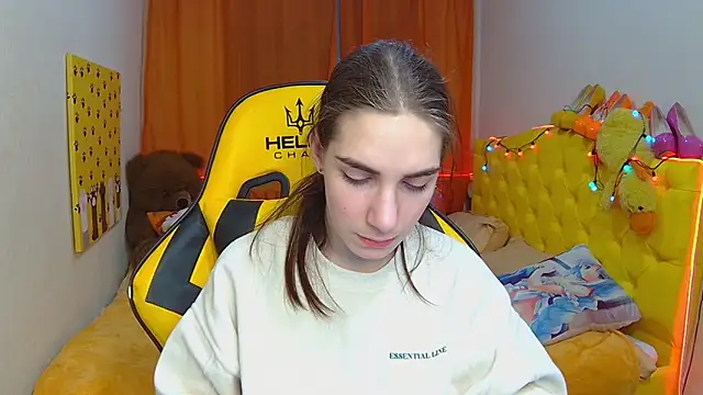 Snapshot of NikaStark_ chatting on 02/26/25, 01:43 NikaStark online show from 02/26/25, 01:43