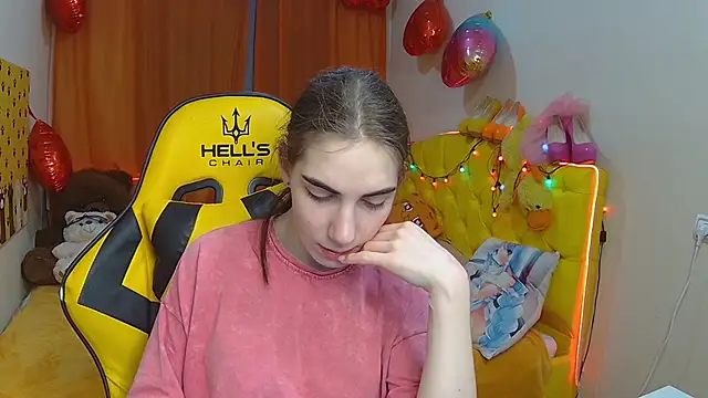 Snapshot of NikaStark_ chatting on 03/18/25, 04:26 NikaStark online show from 03/18/25, 04:26