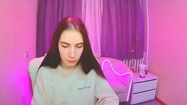 NikaStark  online show from 11/08/25, 08:40