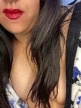 Snapshot of yassminsexy22 chatting on 12/14/24, 06:30 yassminsexy22 online show from 12/14/24, 06:30