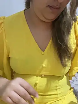 yassminsexy22 online show from 02/08/26, 01:03