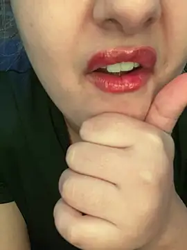 yassminsexy22 online show from 02/13/26, 09:33