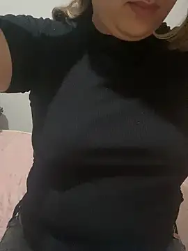 yassminsexy22 online show from 03/11/26, 08:48