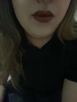 yassminsexy22 online show from 03/27/26, 07:35