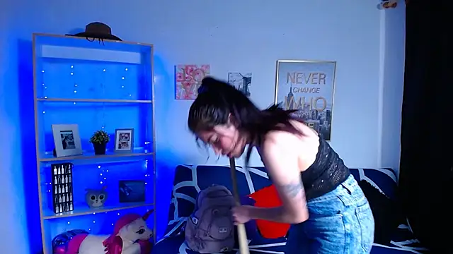 Snapshot of Sian__1 chatting on 01/13/25, 06:38 Sian 1 online show from 01/13/25, 06:38