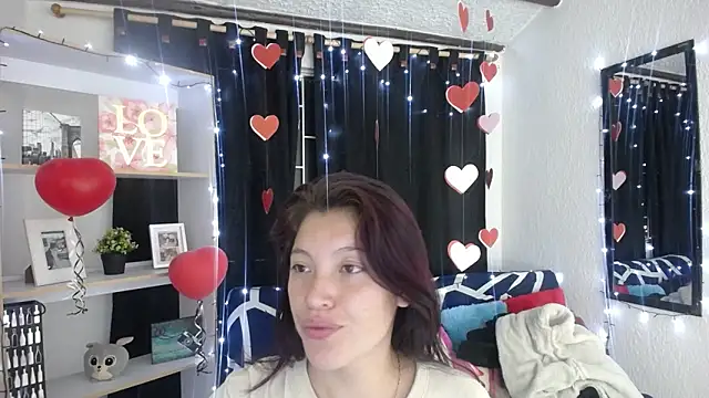 Snapshot of Sian__1 chatting on 02/17/25, 06:59 Sian 1 online show from 02/17/25, 06:59